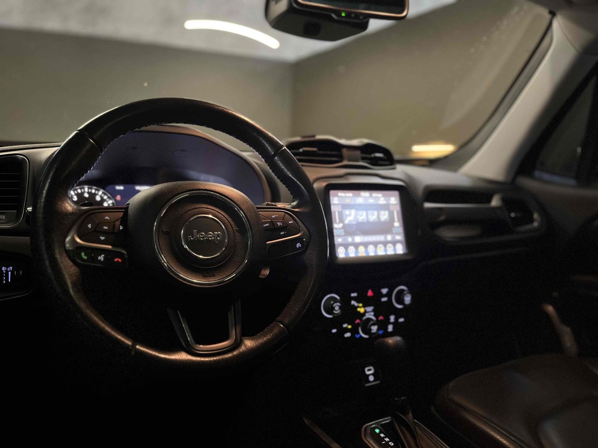 JEEP RENEGADE 1.8 4x2 Flex 16V Aut.